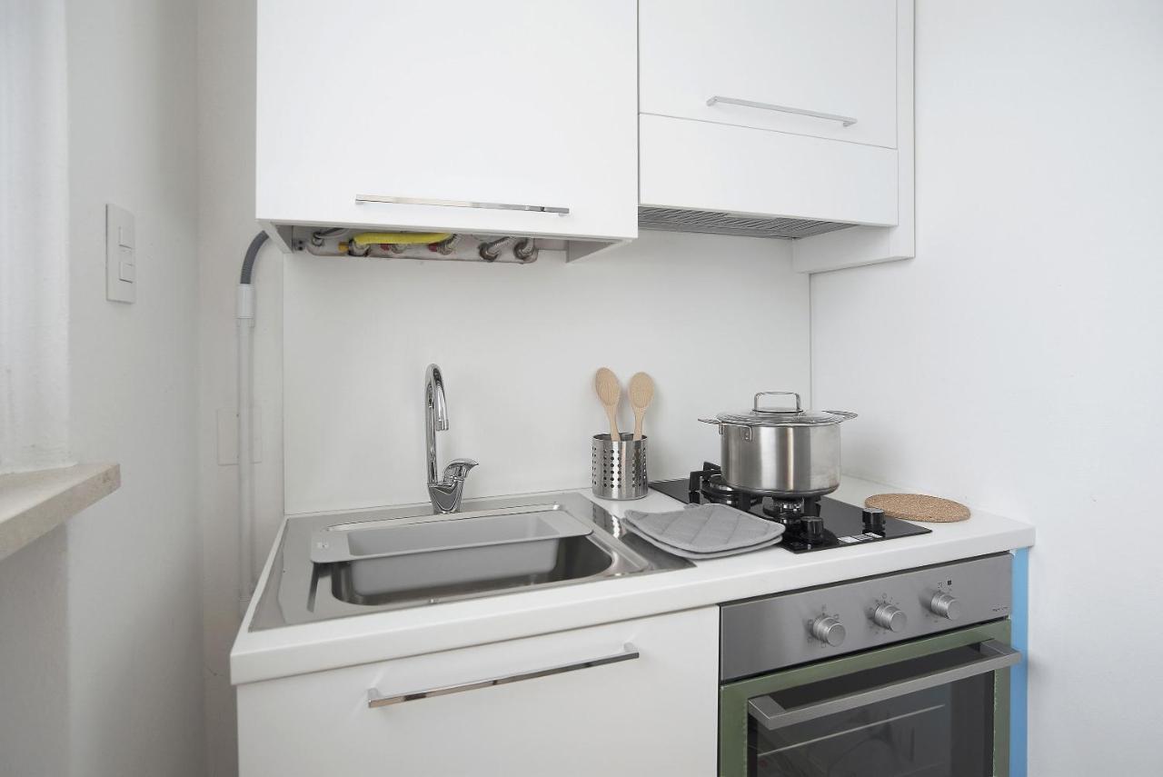 Apartamento Baseventuno 4 Bilocale Sirmione Exterior foto